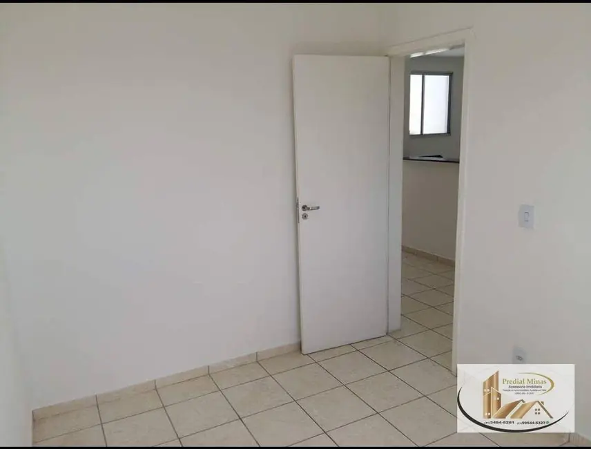 Foto 2 de Apartamento com 2 quartos à venda, 47m2 em Califórnia, Belo Horizonte - MG