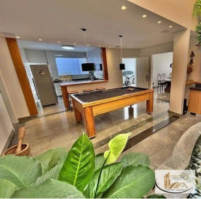 Casa com 4 quartos à venda, 256m2 em Santa Inês, Belo Horizonte - MG - imagem 7 Foto 7 de Casa com 4 quartos à venda, 256m2 em Santa Inês, Belo Horizonte - MG