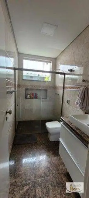 Casa com 4 quartos à venda, 256m2 em Santa Inês, Belo Horizonte - MG - imagem 8 Foto 8 de Casa com 4 quartos à venda, 256m2 em Santa Inês, Belo Horizonte - MG