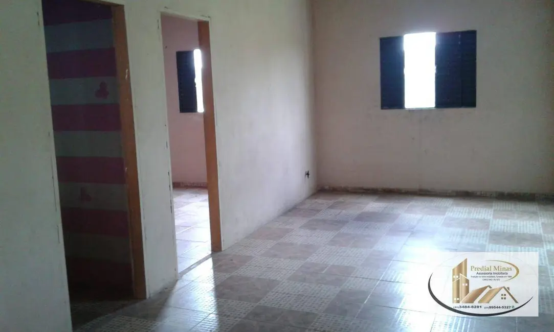 Foto 8 de Casa com 2 quartos à venda, 130m2 em Beija Flor, Belo Horizonte - MG