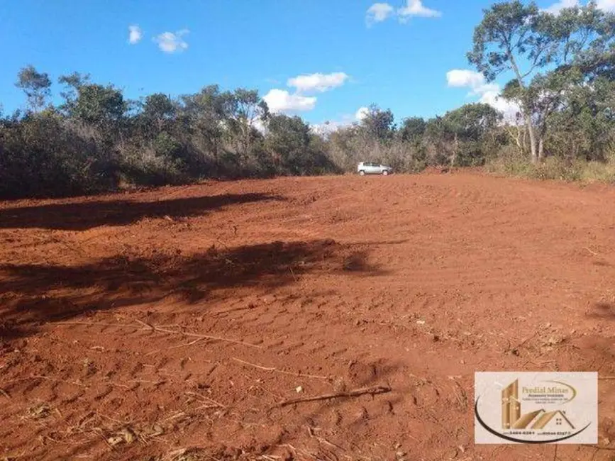 Foto 1 de Terreno / Lote à venda, 1000m2 em Santa Luzia - MG