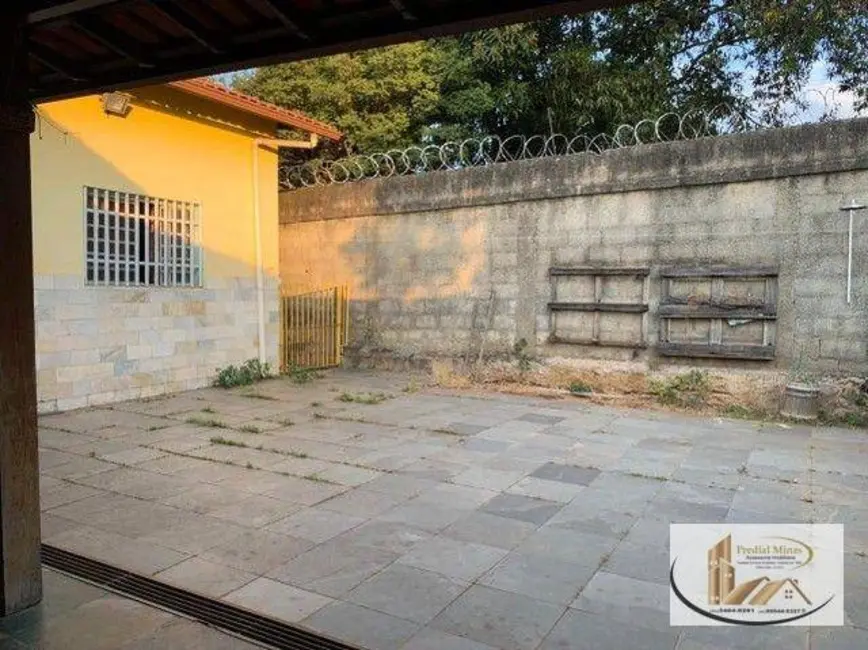 Foto 4 de Casa com 3 quartos à venda, 420m2 em Serrano, Belo Horizonte - MG