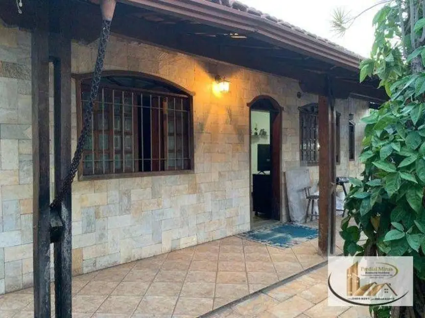 Foto 5 de Casa com 3 quartos à venda, 420m2 em Serrano, Belo Horizonte - MG