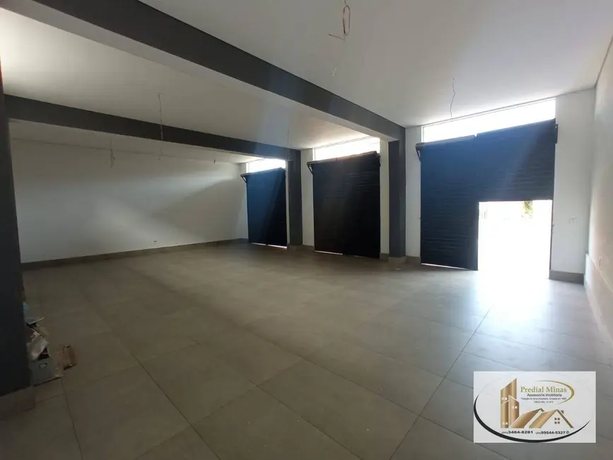 Foto 3 de Loja à venda, 360m2 em Copacabana, Belo Horizonte - MG