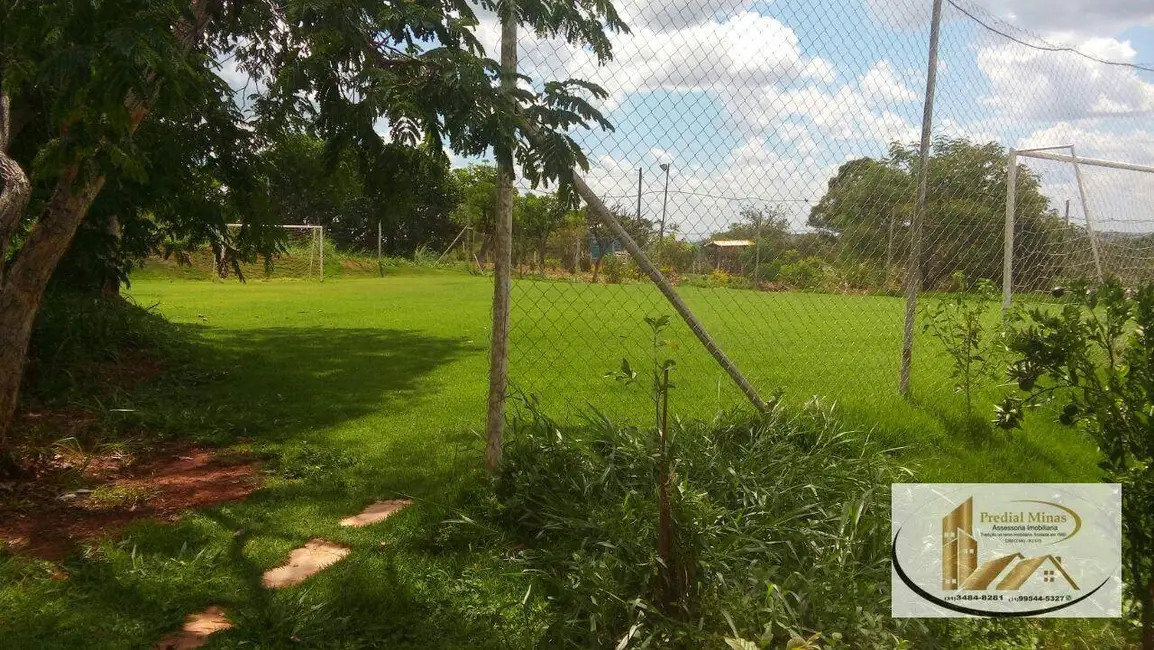 Foto 3 de Chácara com 2 quartos à venda, 20000m2 em Pinhões, Santa Luzia - MG