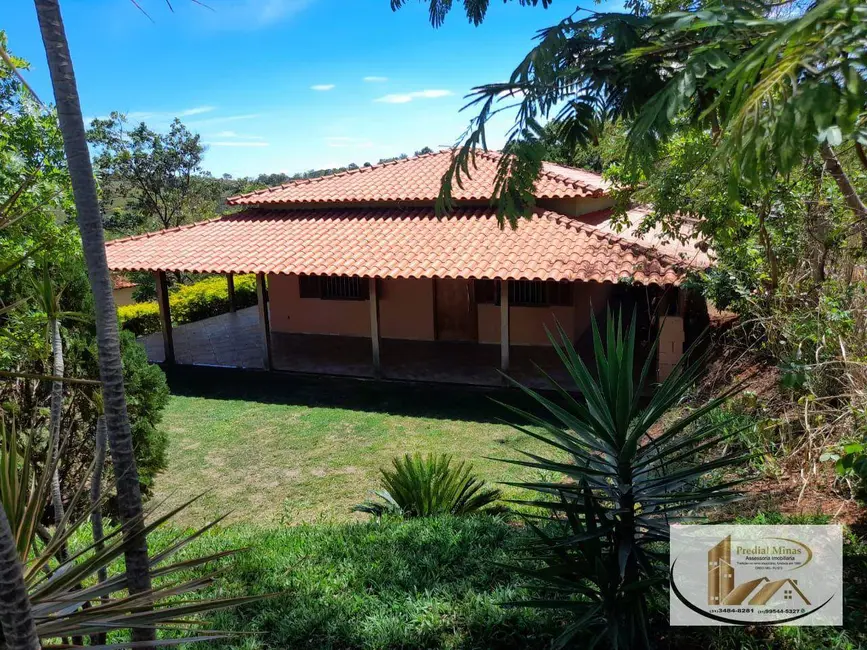 Foto 2 de Chácara com 2 quartos à venda, 20000m2 em Pinhões, Santa Luzia - MG