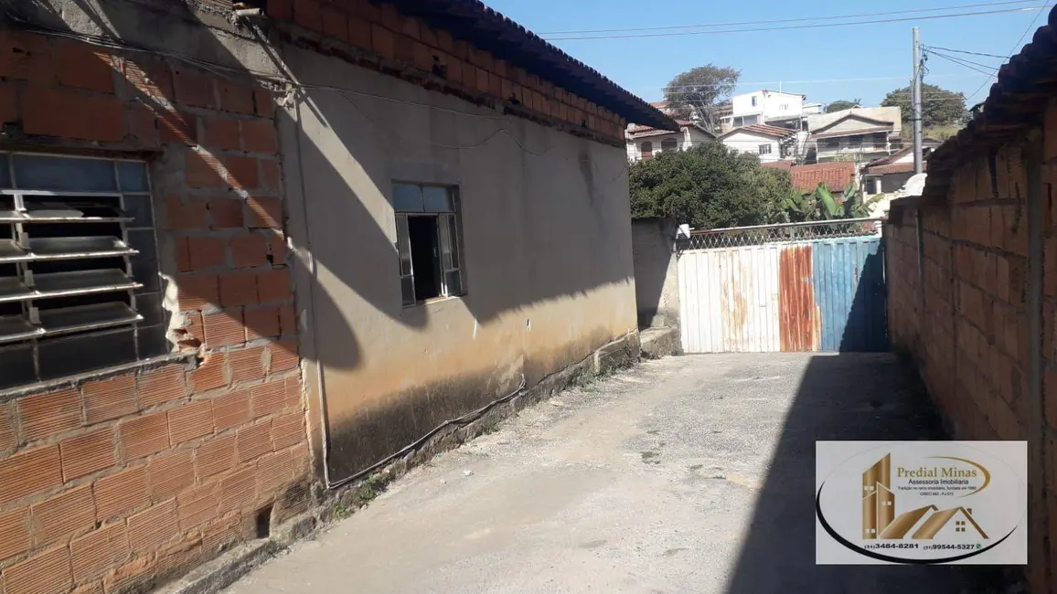 Foto 2 de Casa com 3 quartos à venda, 360m2 em Canaã, Belo Horizonte - MG