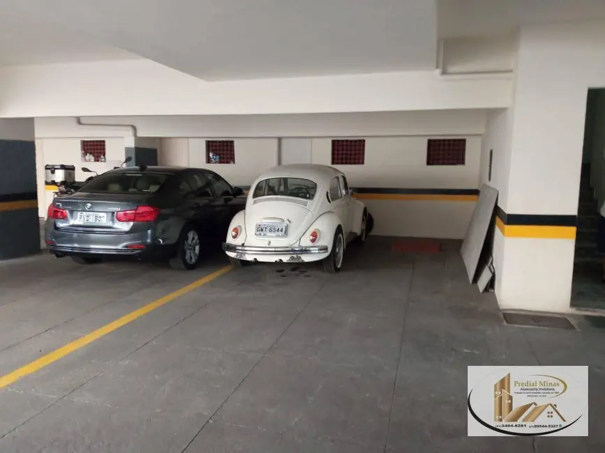 Apartamento com 4 quartos à venda, 176m2 em Santo Antônio, Belo Horizonte - MG - imagem 9 Foto 9 de Apartamento com 4 quartos à venda, 176m2 em Santo Antônio, Belo Horizonte - MG