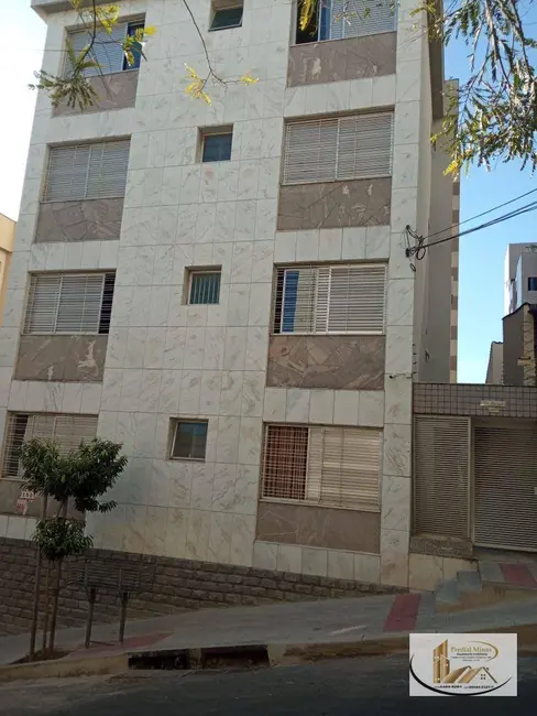 Apartamento com 4 quartos à venda, 176m2 em Santo Antônio, Belo Horizonte - MG - imagem 6 Foto 6 de Apartamento com 4 quartos à venda, 176m2 em Santo Antônio, Belo Horizonte - MG