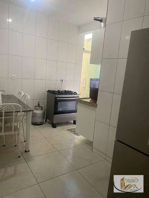Casa com 3 quartos à venda, 425m2 em Alípio de Melo, Belo Horizonte - MG - imagem 8 Foto 8 de Casa com 3 quartos à venda, 425m2 em Alípio de Melo, Belo Horizonte - MG