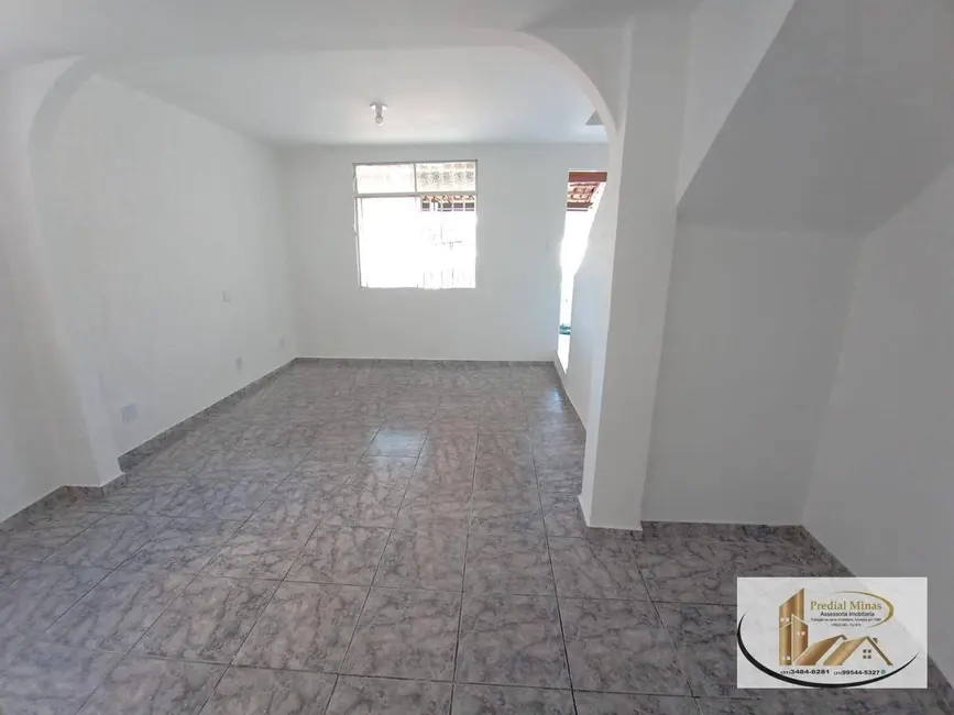 Casa com 2 quartos à venda, 260m2 em Letícia, Belo Horizonte - MG - imagem 5 Foto 5 de Casa com 2 quartos à venda, 260m2 em Letícia, Belo Horizonte - MG