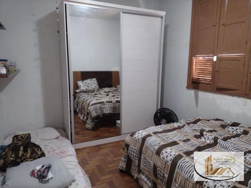 Casa com 3 quartos à venda, 126m2 em Jardim Montanhês, Belo Horizonte - MG - imagem 8 Foto 8 de Casa com 3 quartos à venda, 126m2 em Jardim Montanhês, Belo Horizonte - MG