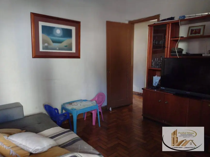 Casa com 3 quartos à venda, 126m2 em Jardim Montanhês, Belo Horizonte - MG - imagem 6 Foto 6 de Casa com 3 quartos à venda, 126m2 em Jardim Montanhês, Belo Horizonte - MG