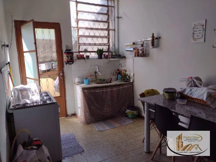 Casa com 3 quartos à venda, 126m2 em Jardim Montanhês, Belo Horizonte - MG - imagem 7 Foto 7 de Casa com 3 quartos à venda, 126m2 em Jardim Montanhês, Belo Horizonte - MG