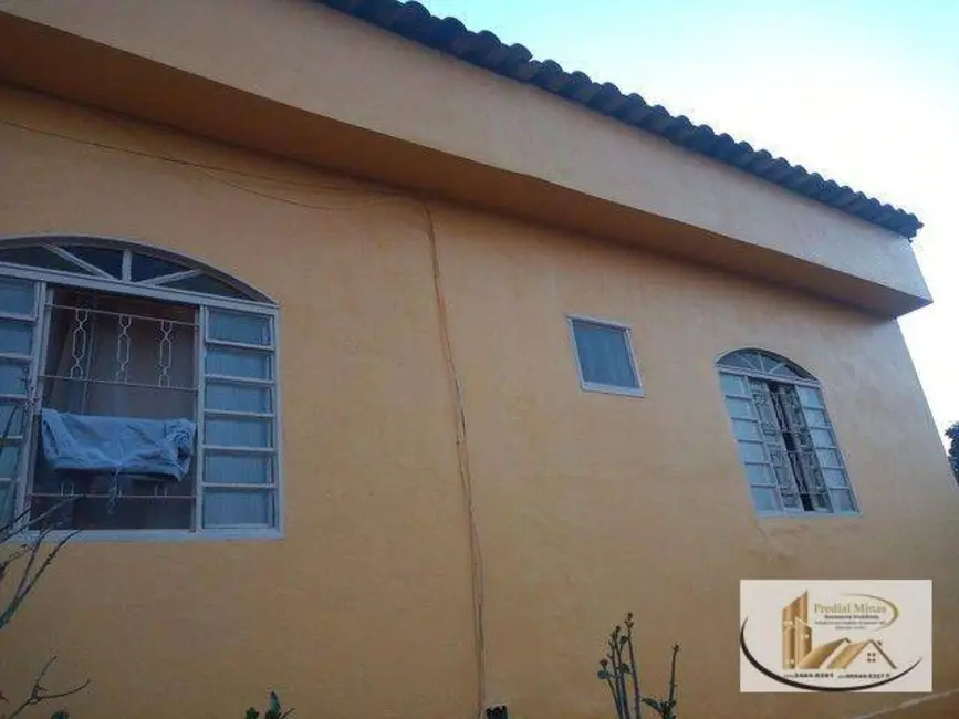 Casa com 2 quartos à venda, 180m2 em Maria Goretti, Belo Horizonte - MG - imagem 4 Foto 4 de Casa com 2 quartos à venda, 180m2 em Maria Goretti, Belo Horizonte - MG