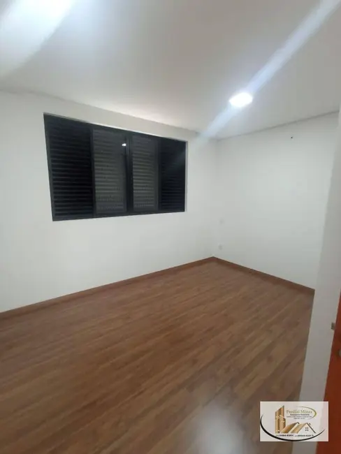 Foto 2 de Apartamento com 3 quartos à venda, 163m2 em Planalto, Belo Horizonte - MG