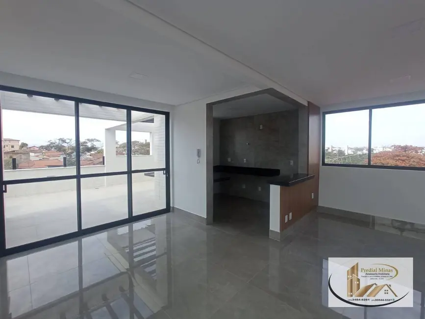 Cobertura com 4 quartos à venda, 230m2 em Planalto, Belo Horizonte - MG - imagem 6 Foto 6 de Cobertura com 4 quartos à venda, 230m2 em Planalto, Belo Horizonte - MG