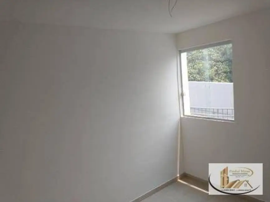 Foto 3 de Apartamento com 2 quartos à venda, 60m2 em Jardim Vitória, Belo Horizonte - MG