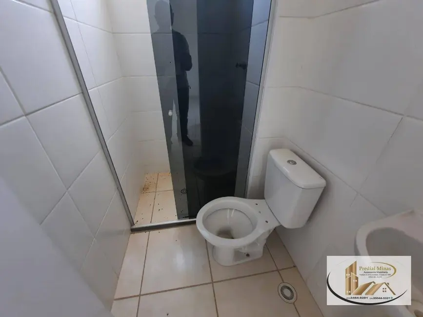 Foto 5 de Apartamento com 2 quartos para alugar, 45m2 em Borba Gato, Sabara - MG
