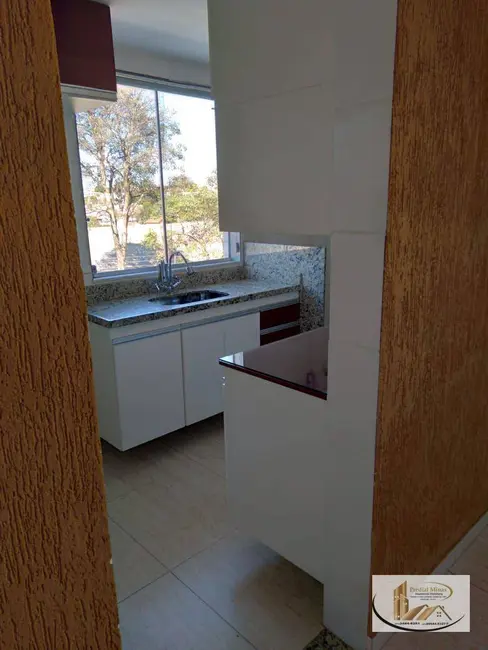 Foto 4 de Apartamento com 2 quartos à venda, 45m2 em Piratininga (Venda Nova), Belo Horizonte - MG