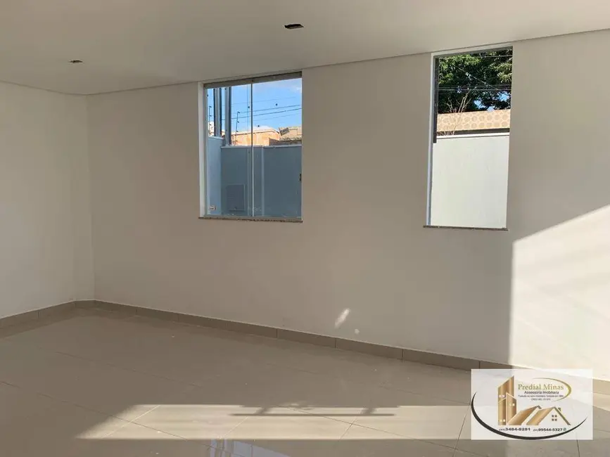 Foto 6 de Casa com 3 quartos à venda, 90m2 em Rio Branco, Belo Horizonte - MG
