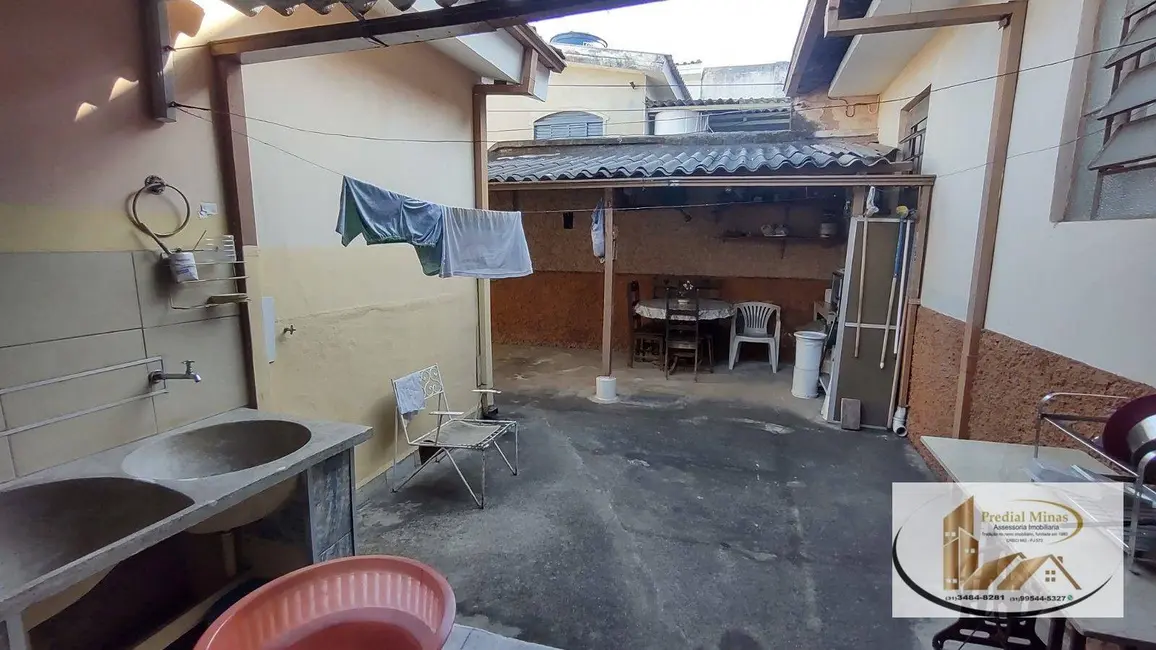 Foto 9 de Casa com 4 quartos à venda, 198m2 em Caiçaras, Belo Horizonte - MG