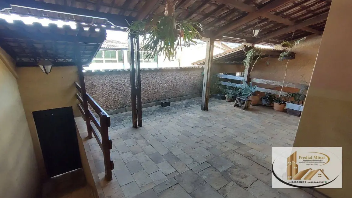 Foto 4 de Casa com 4 quartos à venda, 198m2 em Caiçaras, Belo Horizonte - MG