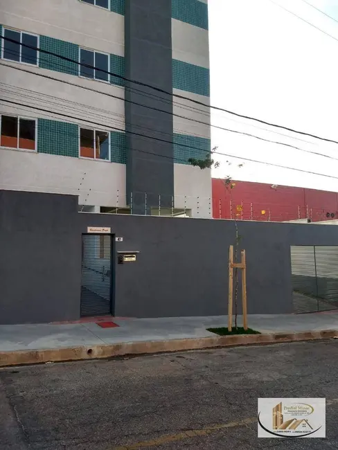 Foto 2 de Apartamento com 2 quartos à venda, 44m2 em Mantiqueira, Belo Horizonte - MG