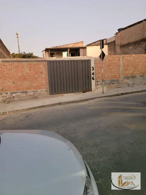 Casa com 2 quartos à venda, 360m2 em Santa Marta, Ribeirao Das Neves - MG - imagem 6 Foto 6 de Casa com 2 quartos à venda, 360m2 em Santa Marta, Ribeirao Das Neves - MG