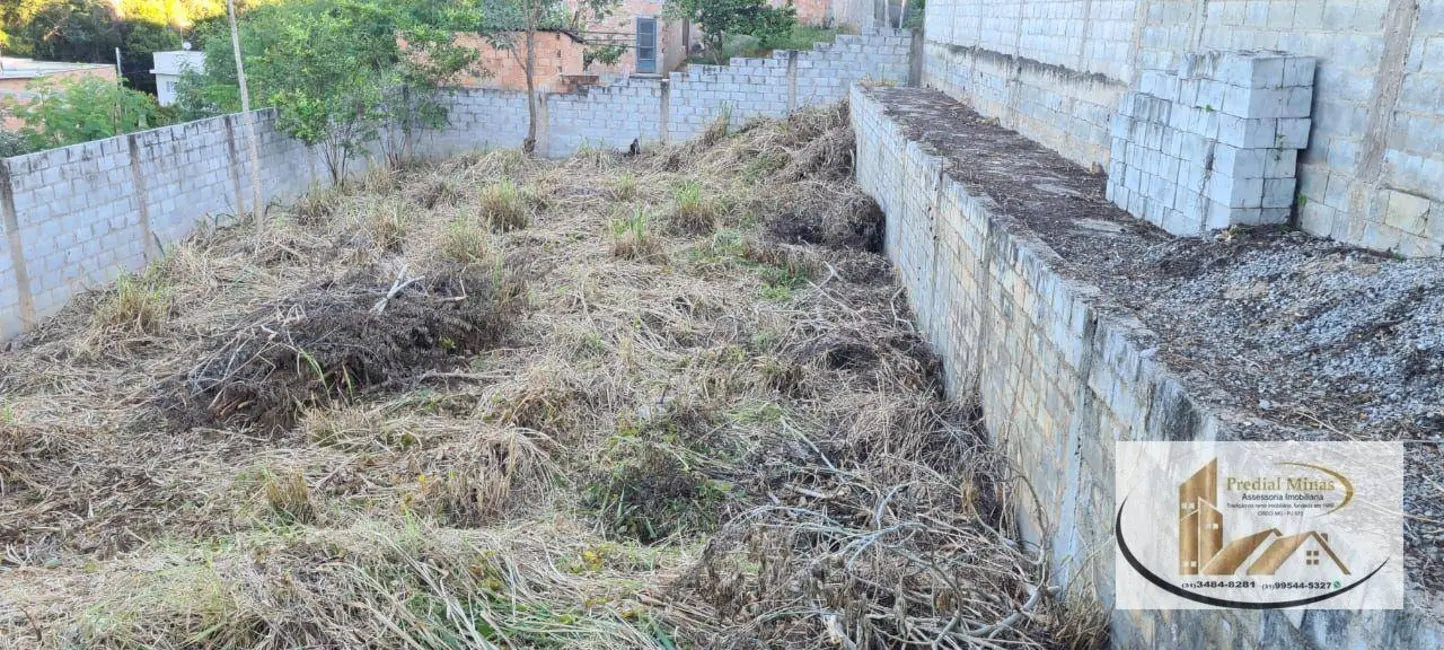 Terreno / Lote à venda, 360m2 em Lagoa Santa - MG - imagem 1 Foto 1 de Terreno / Lote à venda, 360m2 em Lagoa Santa - MG