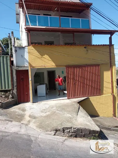 Casa com 3 quartos para alugar, 160m2 em Ribeiro de Abreu, Belo Horizonte - MG - imagem 9 Foto 9 de Casa com 3 quartos para alugar, 160m2 em Ribeiro de Abreu, Belo Horizonte - MG