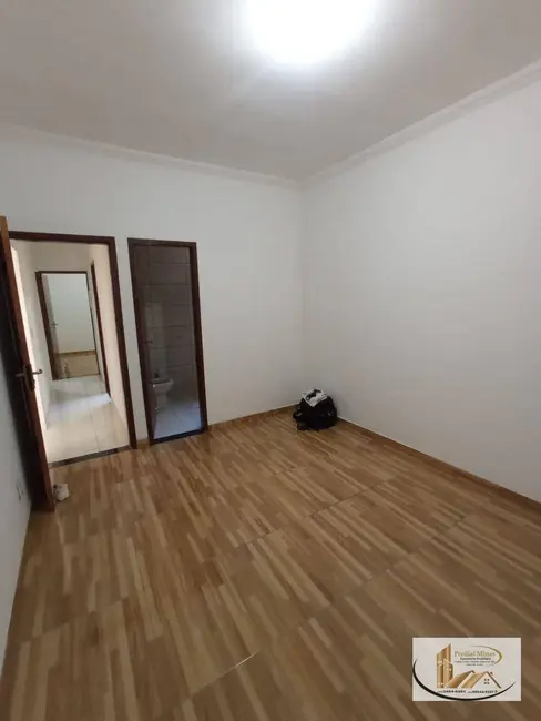 Casa com 3 quartos para alugar, 160m2 em Ribeiro de Abreu, Belo Horizonte - MG - imagem 6 Foto 6 de Casa com 3 quartos para alugar, 160m2 em Ribeiro de Abreu, Belo Horizonte - MG