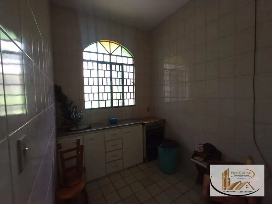 Casa com 3 quartos à venda, 1000m2 em Bom Sossego, Ribeirao Das Neves - MG - imagem 3 Foto 3 de Casa com 3 quartos à venda, 1000m2 em Bom Sossego, Ribeirao Das Neves - MG