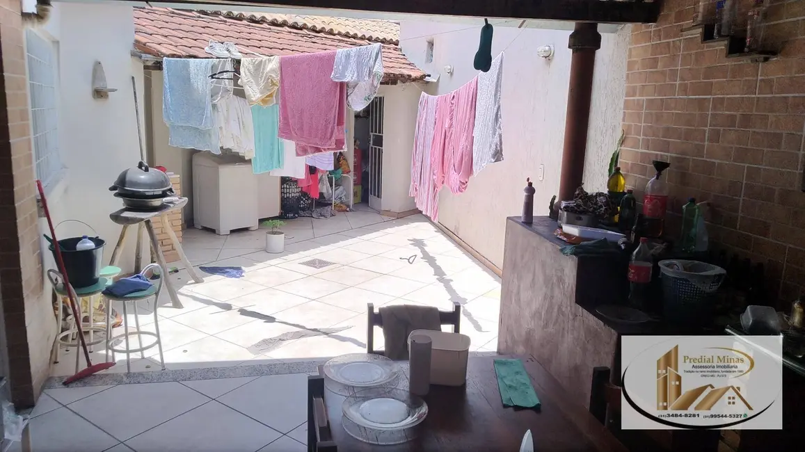 Casa com 3 quartos à venda, 250m2 em Padre Eustáquio, Belo Horizonte - MG - imagem 8 Foto 8 de Casa com 3 quartos à venda, 250m2 em Padre Eustáquio, Belo Horizonte - MG