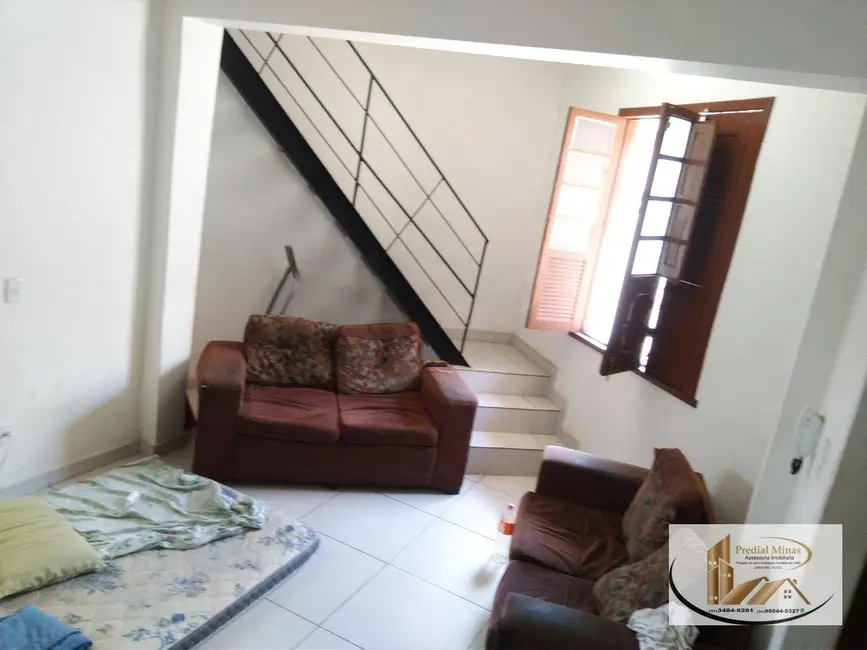 Casa com 3 quartos à venda, 250m2 em Padre Eustáquio, Belo Horizonte - MG - imagem 3 Foto 3 de Casa com 3 quartos à venda, 250m2 em Padre Eustáquio, Belo Horizonte - MG