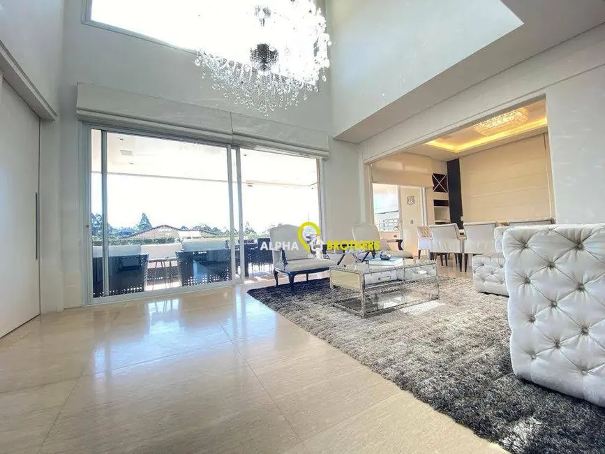 Casa de Condomínio com 4 quartos à venda, 520m2 em Tamboré, Santana De Parnaiba - SP - imagem 5 Foto 5 de Casa de Condomínio com 4 quartos à venda, 520m2 em Tamboré, Santana De Parnaiba - SP