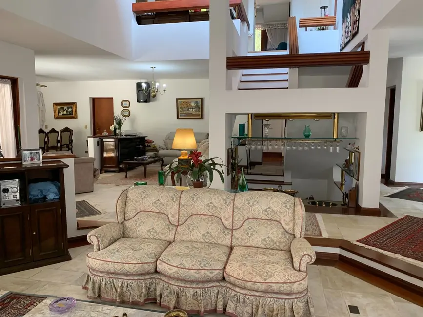 Casa de Condomínio com 4 quartos à venda, 1740m2 em Santana De Parnaiba - SP - imagem 7 Foto 7 de Casa de Condomínio com 4 quartos à venda, 1740m2 em Santana De Parnaiba - SP