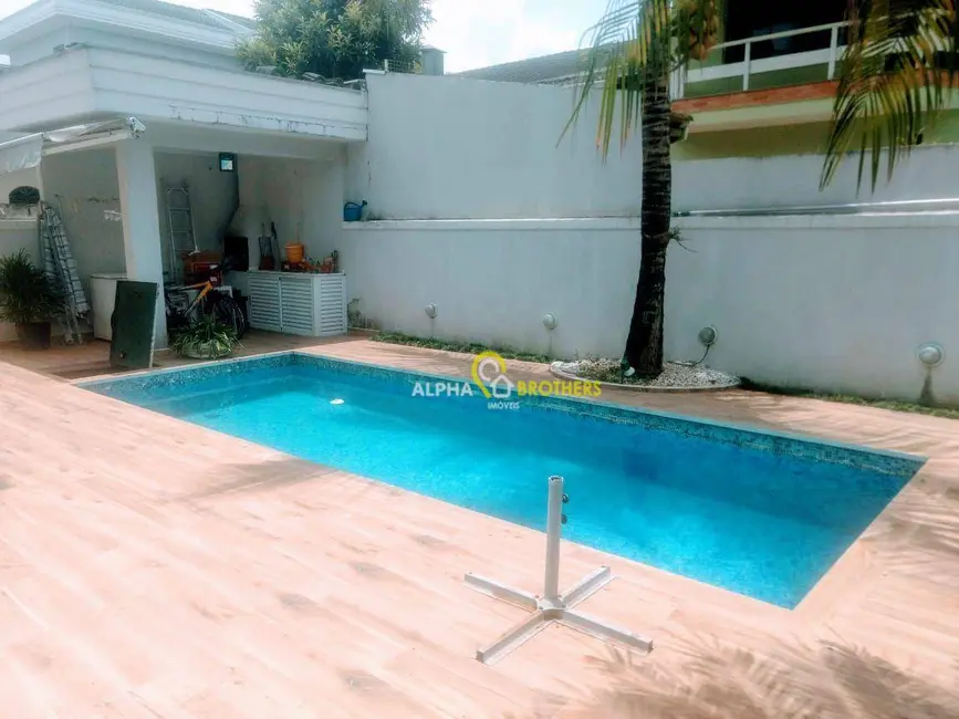 Casa de Condomínio com 4 quartos à venda, 300m2 em Santana De Parnaiba - SP - imagem 3 Foto 3 de Casa de Condomínio com 4 quartos à venda, 300m2 em Santana De Parnaiba - SP