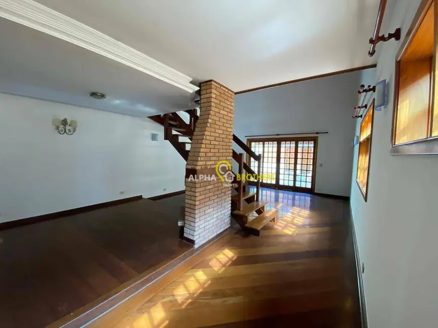 Foto 2 de Casa de Condomínio com 3 quartos à venda, 360m2 em Santana De Parnaiba - SP