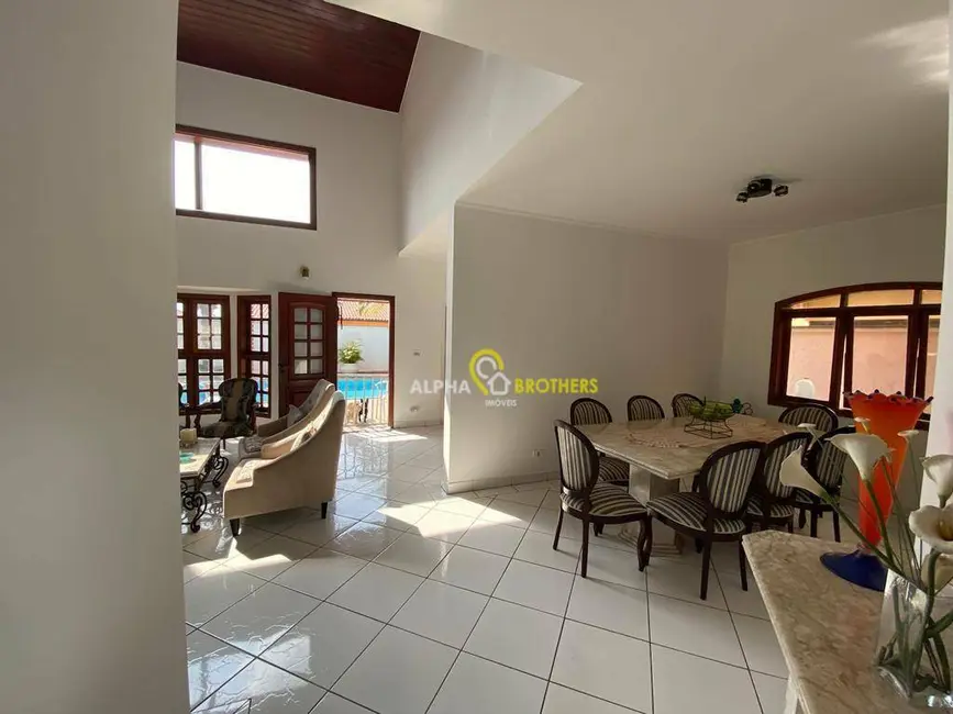 Casa de Condomínio com 4 quartos à venda, 360m2 em Santana De Parnaiba - SP - imagem 5 Foto 5 de Casa de Condomínio com 4 quartos à venda, 360m2 em Santana De Parnaiba - SP