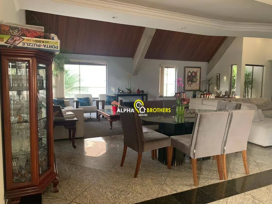 Foto 3 de Casa de Condomínio com 4 quartos à venda e para alugar, 624m2 em Santana De Parnaiba - SP