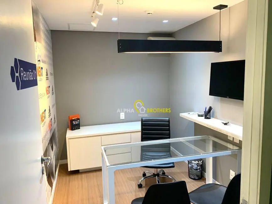 Foto 3 de Sala Comercial à venda e para alugar, 66m2 em Alphaville Industrial, Barueri - SP