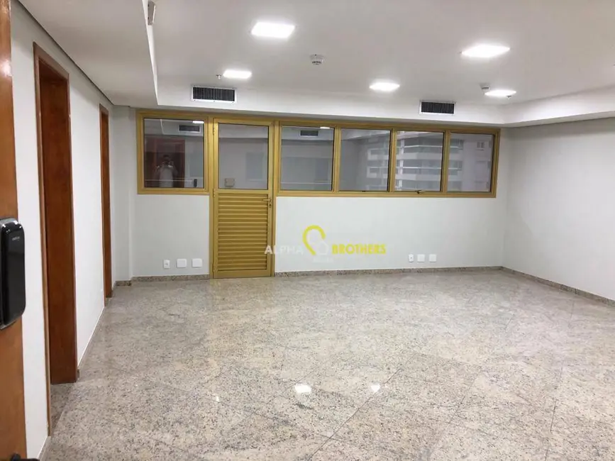 Foto 1 de Sala Comercial para alugar, 52m2 em Alphaville Industrial, Barueri - SP