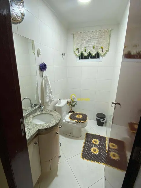 Casa com 3 quartos à venda, 156m2 em Jardim das Flores, Osasco - SP - imagem 7 Foto 7 de Casa com 3 quartos à venda, 156m2 em Jardim das Flores, Osasco - SP
