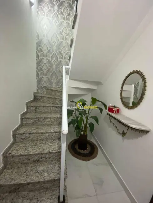 Casa com 3 quartos à venda, 156m2 em Jardim das Flores, Osasco - SP - imagem 8 Foto 8 de Casa com 3 quartos à venda, 156m2 em Jardim das Flores, Osasco - SP