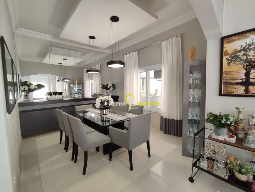 Foto 5 de Casa de Condomínio com 4 quartos à venda, 360m2 em Santana De Parnaiba - SP