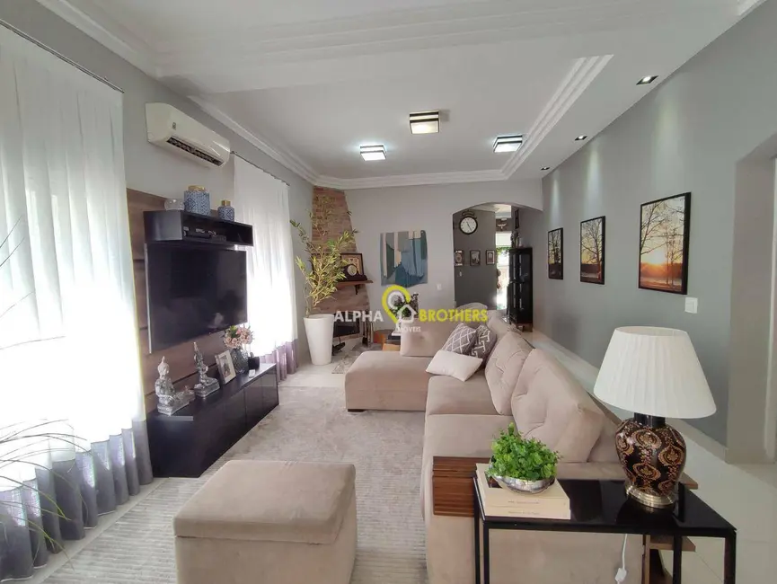 Foto 4 de Casa de Condomínio com 4 quartos à venda, 360m2 em Santana De Parnaiba - SP