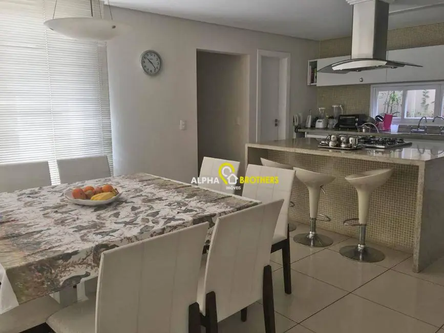 Foto 3 de Casa de Condomínio com 4 quartos à venda, 560m2 em Santana De Parnaiba - SP