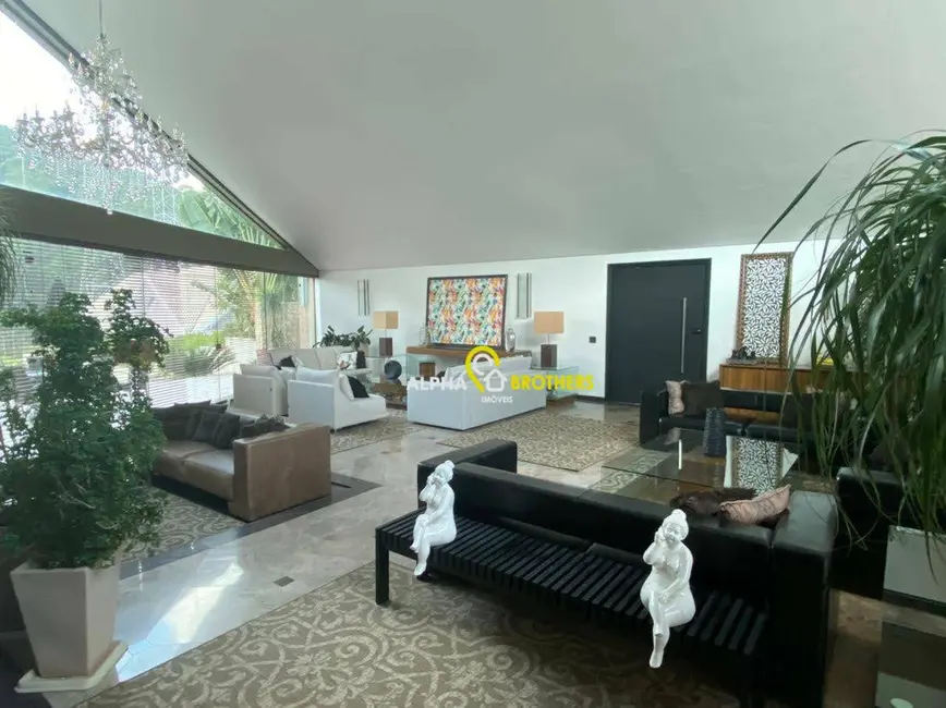 Foto 5 de Casa de Condomínio com 5 quartos à venda e para alugar, 2000m2 em Residencial Tamboré, Barueri - SP