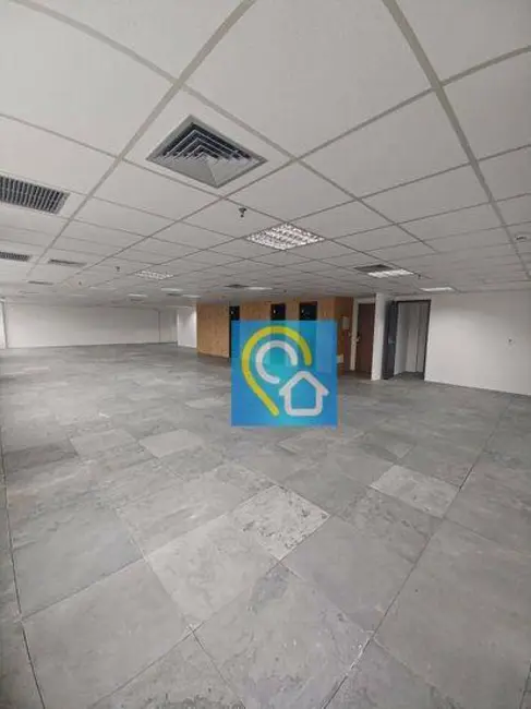 Foto 2 de Sala Comercial para alugar, 253m2 em Empresarial 18 do Forte, Barueri - SP